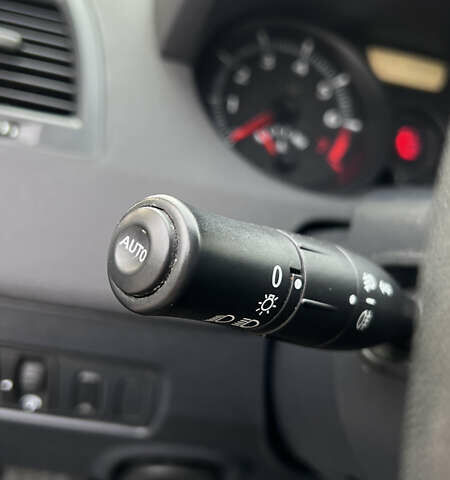 Рено Меган, объемом двигателя 1.6 л и пробегом 199 тыс. км за 5299 $, фото 20 на Automoto.ua