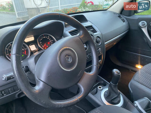 Рено Меган, об'ємом двигуна 1.6 л та пробігом 218 тис. км за 4999 $, фото 9 на Automoto.ua