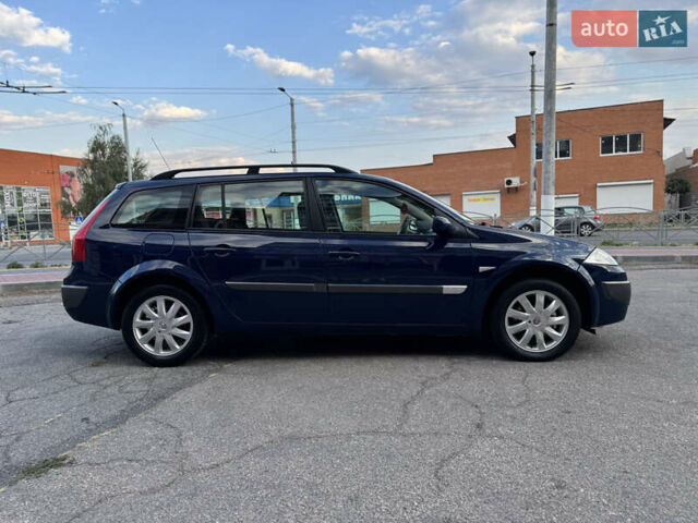 Рено Меган, объемом двигателя 1.6 л и пробегом 179 тыс. км за 5700 $, фото 9 на Automoto.ua