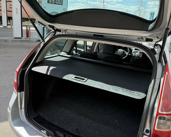 Рено Меган, объемом двигателя 2 л и пробегом 169 тыс. км за 6399 $, фото 22 на Automoto.ua