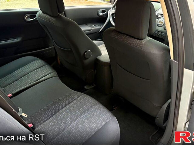 Рено Меган, объемом двигателя 1.6 л и пробегом 161 тыс. км за 6400 $, фото 7 на Automoto.ua
