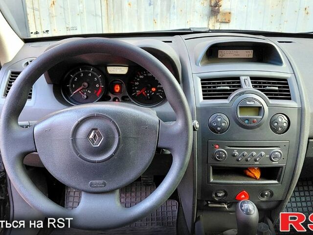 Рено Меган 2008 у Харкові на Automoto.ua Рено Меган, об'ємом двигуна 1.6 л та пробігом 228 тис. км за 4800 $, фото 9 на Automoto.ua
