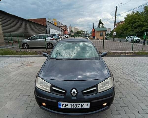 Рено Меган, объемом двигателя 1.6 л и пробегом 240 тыс. км за 4799 $, фото 39 на Automoto.ua