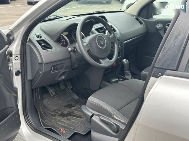 Рено Меган, объемом двигателя 0 л и пробегом 263 тыс. км за 4490 $, фото 16 на Automoto.ua