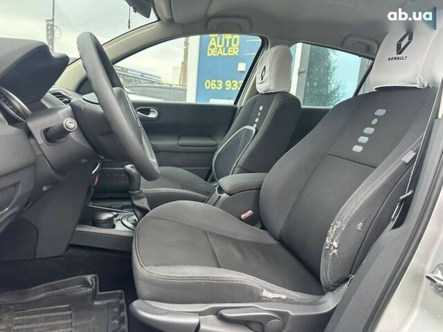 Рено Меган, объемом двигателя 0 л и пробегом 263 тыс. км за 4490 $, фото 19 на Automoto.ua