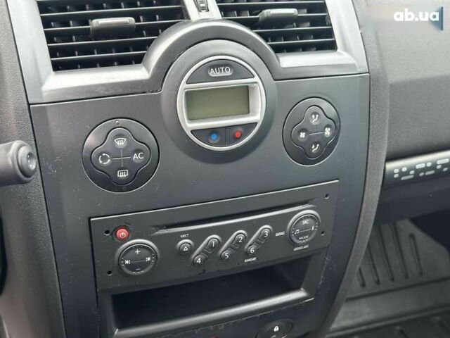 Рено Меган, объемом двигателя 0 л и пробегом 263 тыс. км за 4490 $, фото 23 на Automoto.ua