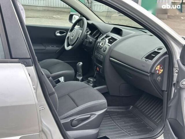 Рено Меган, объемом двигателя 0 л и пробегом 263 тыс. км за 4490 $, фото 25 на Automoto.ua
