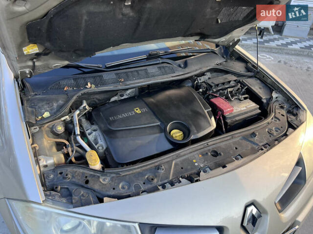 Рено Меган, объемом двигателя 1.9 л и пробегом 250 тыс. км за 4999 $, фото 20 на Automoto.ua