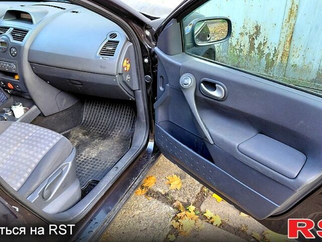 Рено Меган 2008 у Харкові на Automoto.ua Рено Меган, об'ємом двигуна 1.6 л та пробігом 228 тис. км за 4800 $, фото 11 на Automoto.ua