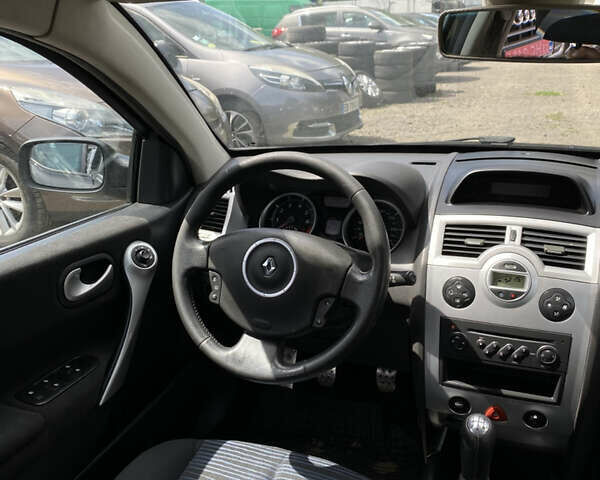 Рено Меган, об'ємом двигуна 1.6 л та пробігом 158 тис. км за 6400 $, фото 9 на Automoto.ua