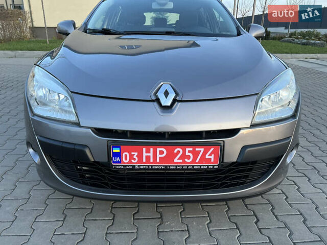 Рено Меган, объемом двигателя 1.4 л и пробегом 154 тыс. км за 6200 $, фото 56 на Automoto.ua