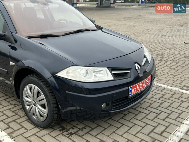 Рено Меган, объемом двигателя 2 л и пробегом 264 тыс. км за 5850 $, фото 3 на Automoto.ua