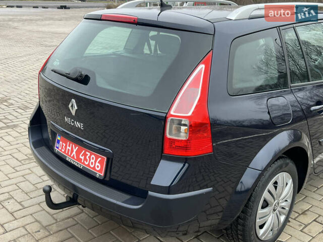 Рено Меган, объемом двигателя 2 л и пробегом 264 тыс. км за 5850 $, фото 7 на Automoto.ua