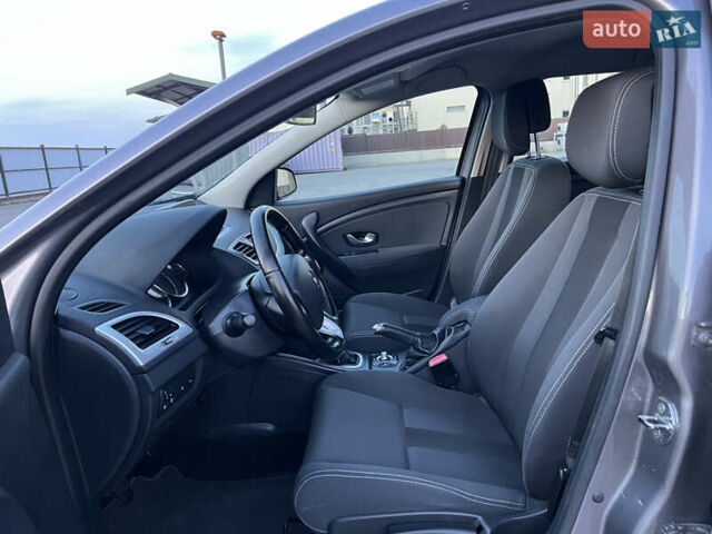 Рено Меган, объемом двигателя 1.4 л и пробегом 154 тыс. км за 6200 $, фото 99 на Automoto.ua
