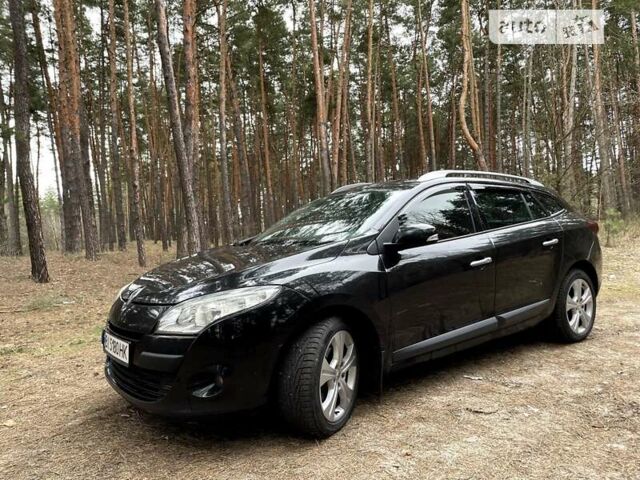 Рено Меган, объемом двигателя 1.46 л и пробегом 252 тыс. км за 7500 $, фото 23 на Automoto.ua