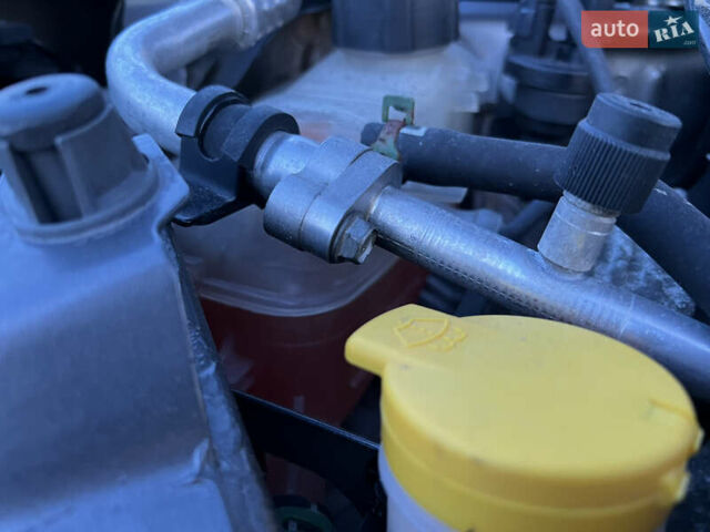 Рено Меган, объемом двигателя 1.4 л и пробегом 154 тыс. км за 6200 $, фото 108 на Automoto.ua