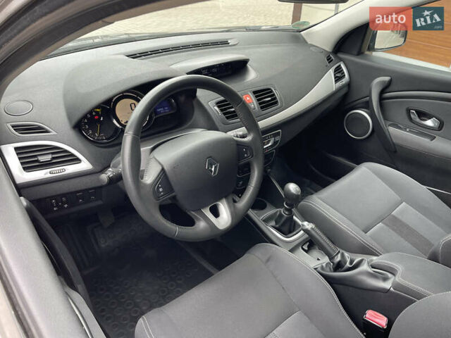 Рено Меган, об'ємом двигуна 1.4 л та пробігом 168 тис. км за 6499 $, фото 29 на Automoto.ua