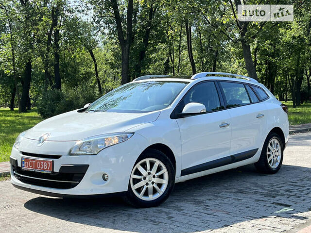 Рено Меган, об'ємом двигуна 2 л та пробігом 173 тис. км за 7700 $, фото 4 на Automoto.ua