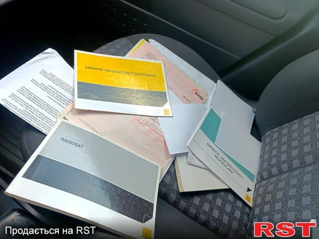 Рено Меган, об'ємом двигуна 1.6 л та пробігом 190 тис. км за 5799 $, фото 9 на Automoto.ua