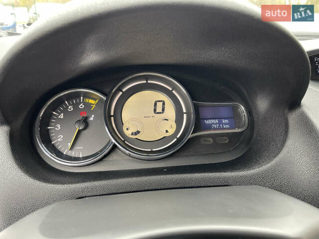 Рено Меган, об'ємом двигуна 1.4 л та пробігом 168 тис. км за 6499 $, фото 49 на Automoto.ua