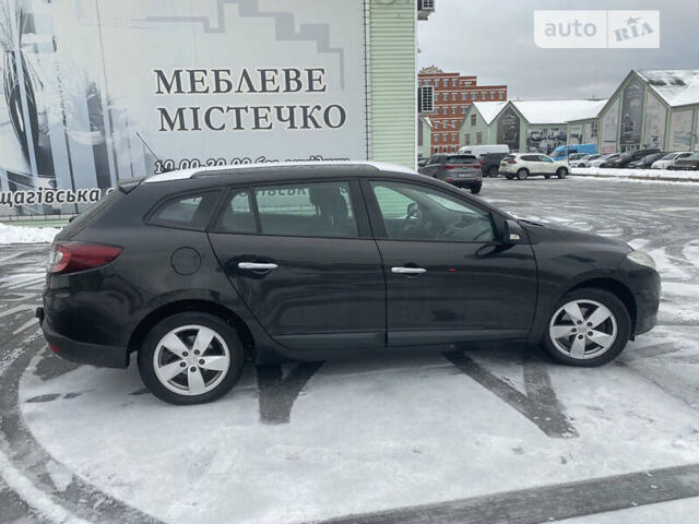 Рено Меган, объемом двигателя 1.4 л и пробегом 264 тыс. км за 7500 $, фото 11 на Automoto.ua