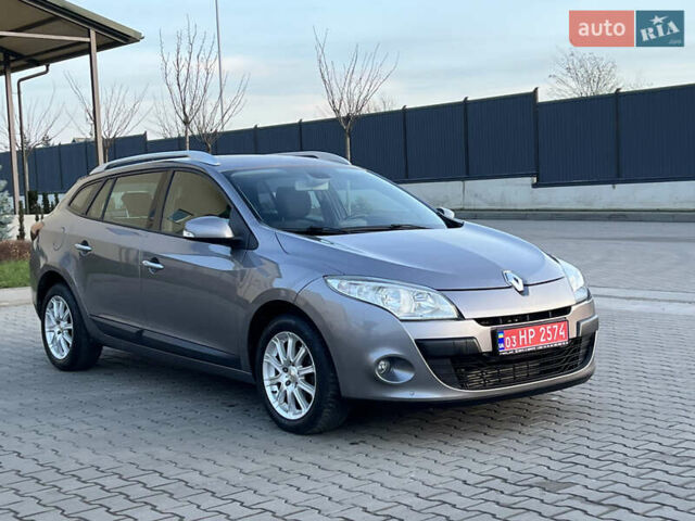 Рено Меган, объемом двигателя 1.4 л и пробегом 154 тыс. км за 6200 $, фото 41 на Automoto.ua