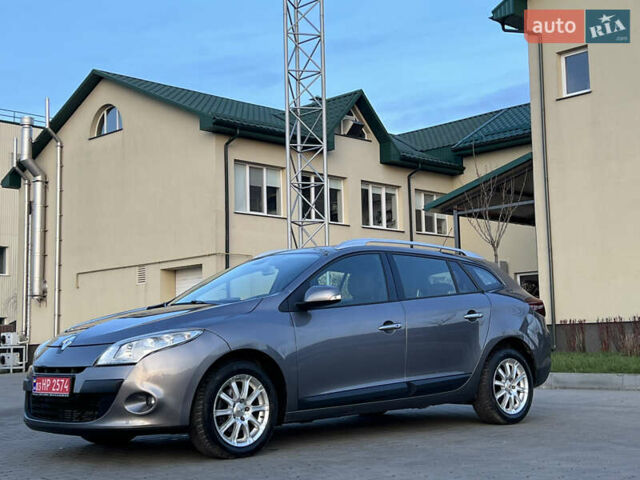 Рено Меган, объемом двигателя 1.4 л и пробегом 154 тыс. км за 6200 $, фото 22 на Automoto.ua