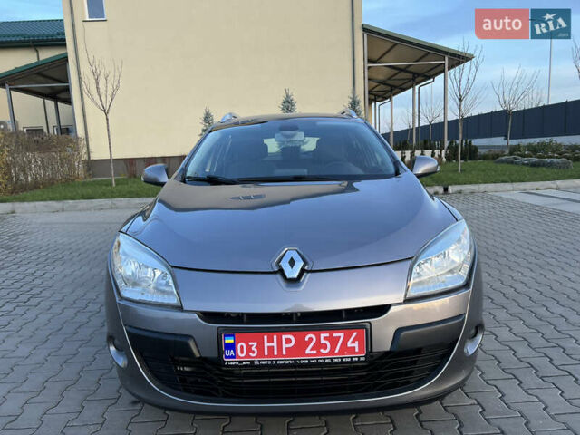 Рено Меган, объемом двигателя 1.4 л и пробегом 154 тыс. км за 6200 $, фото 21 на Automoto.ua