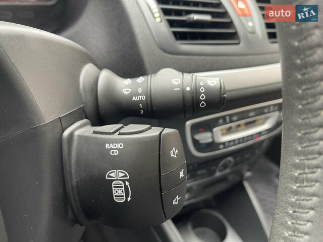 Рено Меган, об'ємом двигуна 1.4 л та пробігом 168 тис. км за 6499 $, фото 47 на Automoto.ua