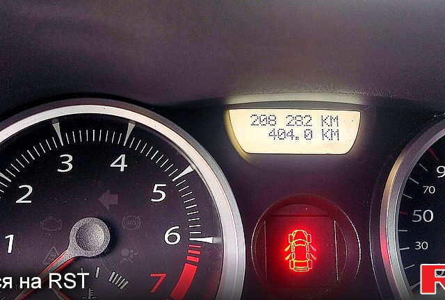 Рено Меган, объемом двигателя 1.6 л и пробегом 208 тыс. км за 5750 $, фото 7 на Automoto.ua