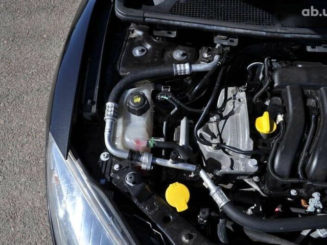 Рено Меган 2009 у Києві на Automoto.ua Рено Меган, об'ємом двигуна 1.6 л та пробігом 146 тис. км за 7300 $, фото 26 на Automoto.ua