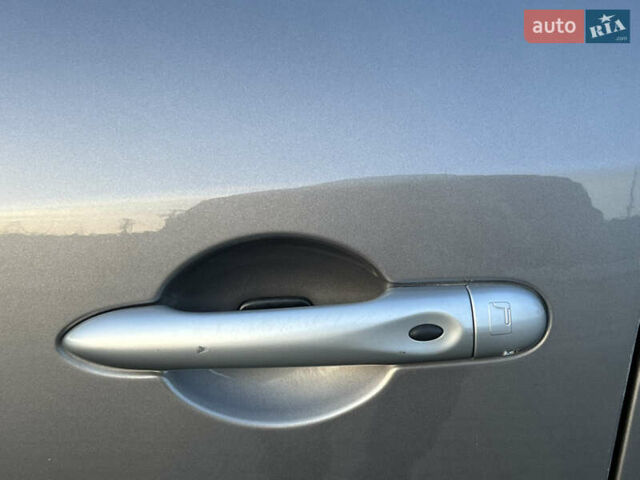 Рено Меган, объемом двигателя 1.4 л и пробегом 154 тыс. км за 6200 $, фото 17 на Automoto.ua