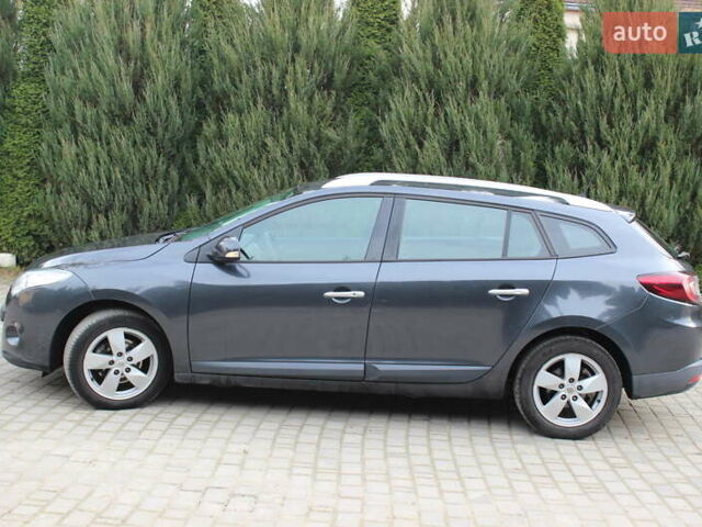 Рено Меган, объемом двигателя 1.46 л и пробегом 235 тыс. км за 6499 $, фото 36 на Automoto.ua