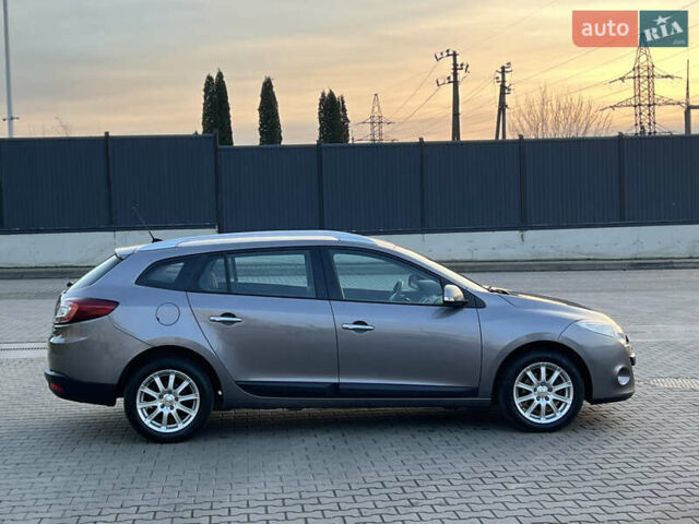 Рено Меган, объемом двигателя 1.4 л и пробегом 154 тыс. км за 6200 $, фото 32 на Automoto.ua