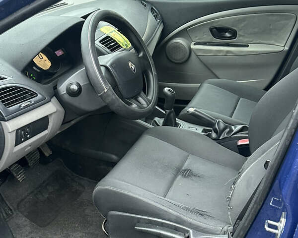 Рено Меган, объемом двигателя 0 л и пробегом 346 тыс. км за 3300 $, фото 7 на Automoto.ua