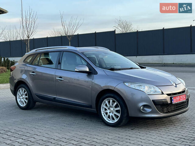 Рено Меган, объемом двигателя 1.4 л и пробегом 154 тыс. км за 6200 $, фото 40 на Automoto.ua