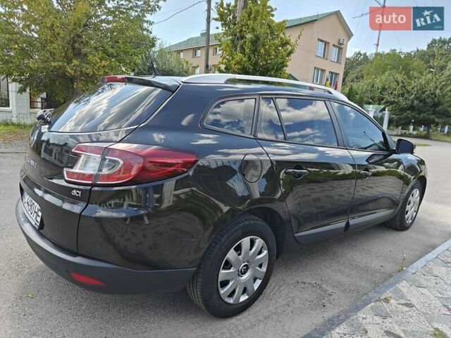 Рено Меган, объемом двигателя 1.46 л и пробегом 264 тыс. км за 5800 $, фото 3 на Automoto.ua