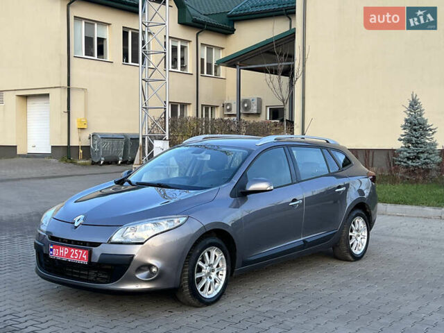 Рено Меган, объемом двигателя 1.4 л и пробегом 154 тыс. км за 6200 $, фото 7 на Automoto.ua