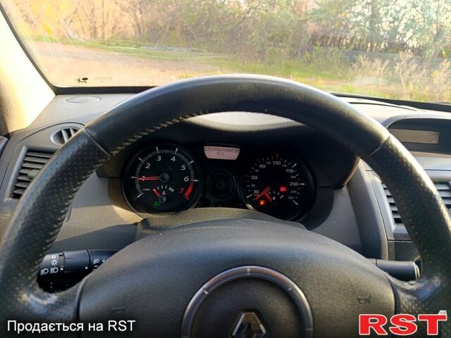 Рено Меган, об'ємом двигуна 1.6 л та пробігом 190 тис. км за 5799 $, фото 12 на Automoto.ua