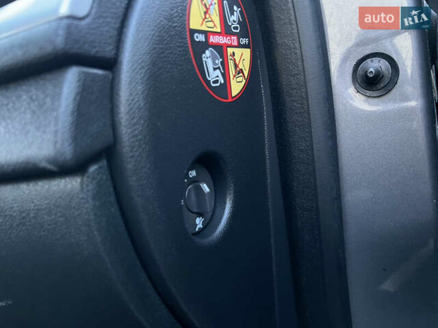 Рено Меган, объемом двигателя 1.4 л и пробегом 154 тыс. км за 6200 $, фото 92 на Automoto.ua