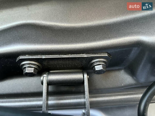 Рено Меган, объемом двигателя 1.4 л и пробегом 154 тыс. км за 6200 $, фото 112 на Automoto.ua