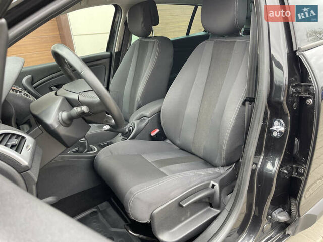 Рено Меган, об'ємом двигуна 1.4 л та пробігом 168 тис. км за 6499 $, фото 30 на Automoto.ua