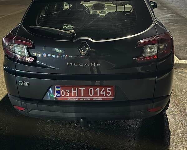 Рено Меган, объемом двигателя 1.6 л и пробегом 199 тыс. км за 6550 $, фото 1 на Automoto.ua
