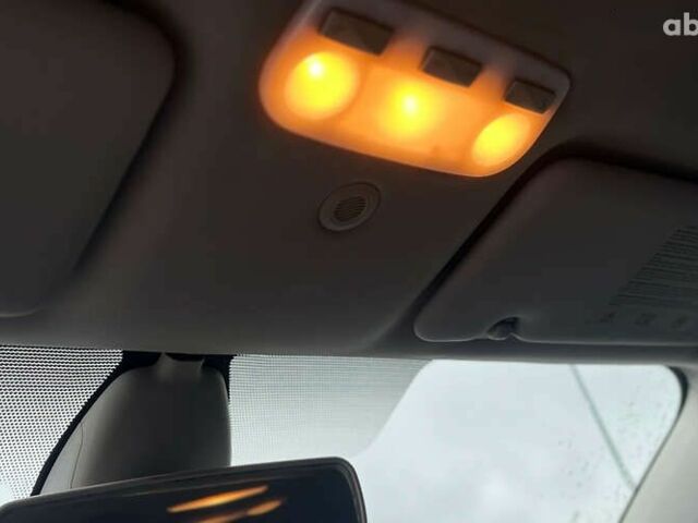 Рено Меган, объемом двигателя 1.5 л и пробегом 260 тыс. км за 7200 $, фото 25 на Automoto.ua