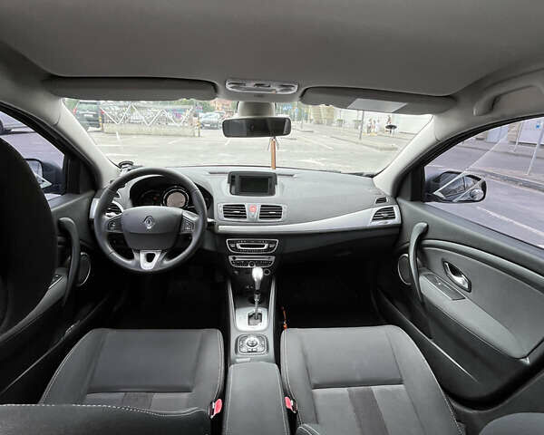 Рено Меган, объемом двигателя 1.46 л и пробегом 275 тыс. км за 7000 $, фото 13 на Automoto.ua