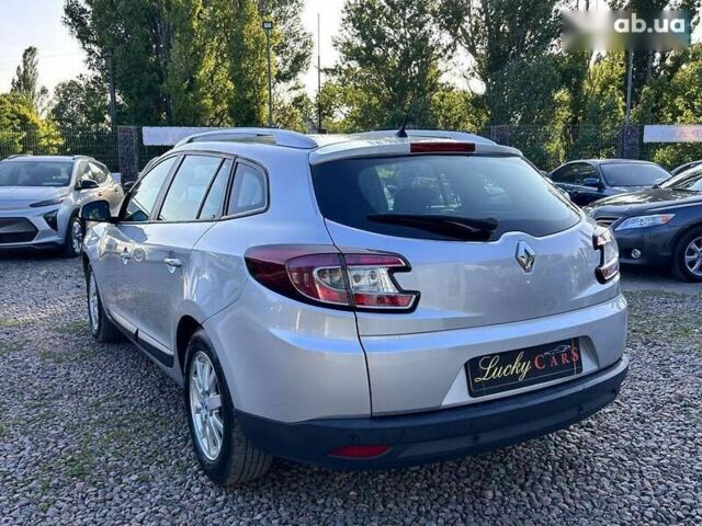 Рено Меган, объемом двигателя 1.5 л и пробегом 200 тыс. км за 7300 $, фото 6 на Automoto.ua