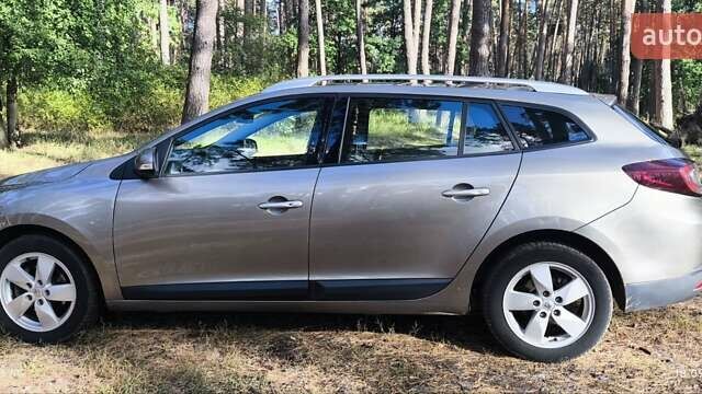 Рено Меган, объемом двигателя 1.5 л и пробегом 224 тыс. км за 7500 $, фото 2 на Automoto.ua