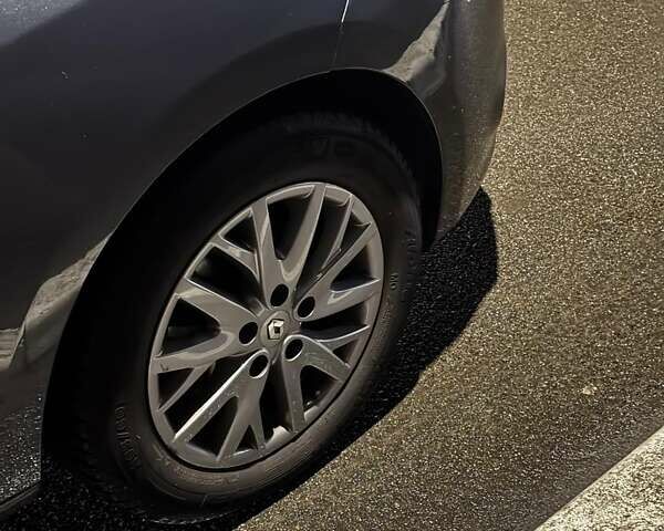 Рено Меган, объемом двигателя 1.6 л и пробегом 199 тыс. км за 6550 $, фото 5 на Automoto.ua