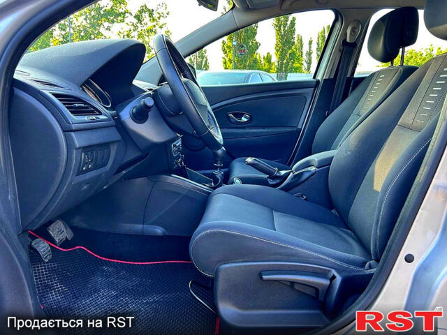 Рено Меган, объемом двигателя 1.5 л и пробегом 200 тыс. км за 7300 $, фото 8 на Automoto.ua