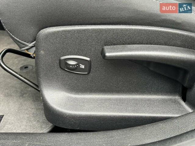 Рено Меган, объемом двигателя 1.6 л и пробегом 216 тыс. км за 6800 $, фото 26 на Automoto.ua